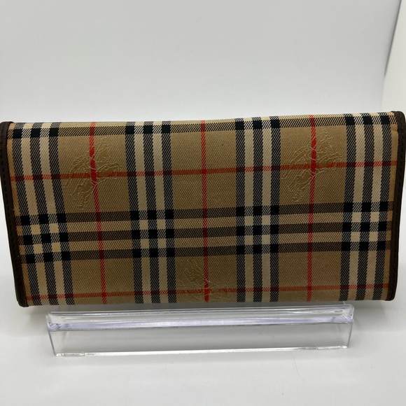 EUC Burberry Nova Check Long Wallet - Picture 2 of 12